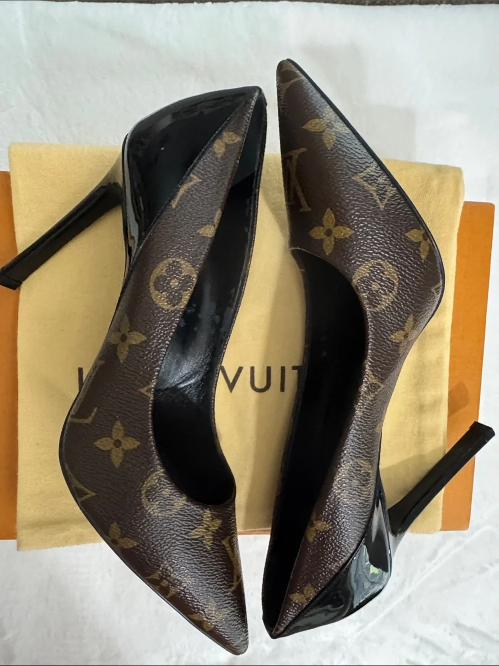 Louis Vuitton Monogram Cherie Pumps Black Brown Monogram Pointed-Toe Pumps Sz 38